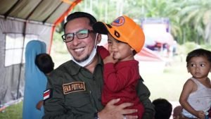 Peduli Korban Gempa, Pemkab Tanah Datar Distribusikan Bantuan