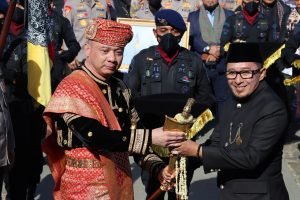 Kapolda Sumbar serahkan Benda Pusaka Raja-raja Minangkabau
