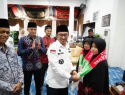 PT. Amanah Travel Indonesia Berangkatkan 43 Orang Jamaah Umroh