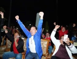 Gelar Nobar, Ribuan Suporter Padati LCM