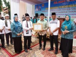Nagari Tapi Selo LBU Juara 1 Nasional GKSTTB, Bupati Eka Putra Serahkan Tropi