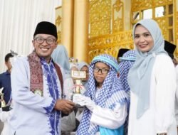 Hadiri Khatam Al Qur’an, Bupati Eka Putra Katakan Khatam Al Qur’an Sejalan Dengan Progul Satu Rumah Satu Hafiz
