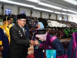 UIN MY Wisuda 1.071 Mahasiswa Bupati: Wisuda Bukanlah Akhir Masa Belajar, Tapi Awal Memulai Tahap Hidup Yang Baru.