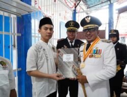 Bupati Eka Putra Berikan Remisi Secara Simbolis Kepada Napi Rutan Kelas IIB Batusangkar