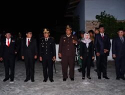 Mengenang Jasa Pahlawan, Pemkab Gelar Apel Kehormatan Dan Renungan Suci