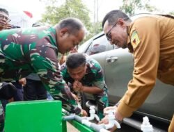 Bupati Eka Putra bersama Danrem 032/Wirabraja ikuti Peresmian Titik Manunggal Air Bersih