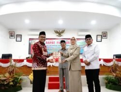 Pjs. Bupati Arry Yuswandi Jawab Pemandangan Fraksi Pada Paripurna DPRD Tanah Datar.