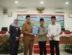 Bupati Tanah Datar Sampaikan Nota Penjelasan Terhadap Ranperda APBD Perubahan 2025