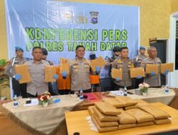 27 Paket Besar Ganja Dan 3 Orang Pemuda Diamankan Polres Tanah Datar.