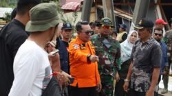 Meski Dengan Keterbatasan Pemkab Tanah Datar Bergerak Cepat Tangani Bencana Hidrometeorologi.