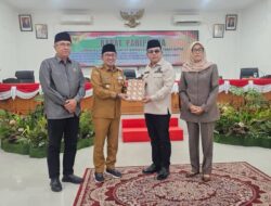 Bupati Hadiri Rapat Paripurna Penyampaian Pandangan Umum Fraksi terhadap 3 (tiga) Ranperda di Gelar DPRD Tanah Datar